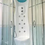 Villa Lucerna, Con Piscina En
